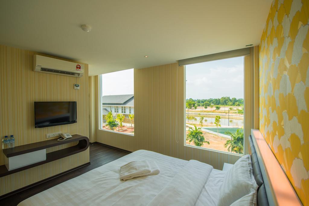 Riverfront Sentral Hotel Malacca Екстер'єр фото