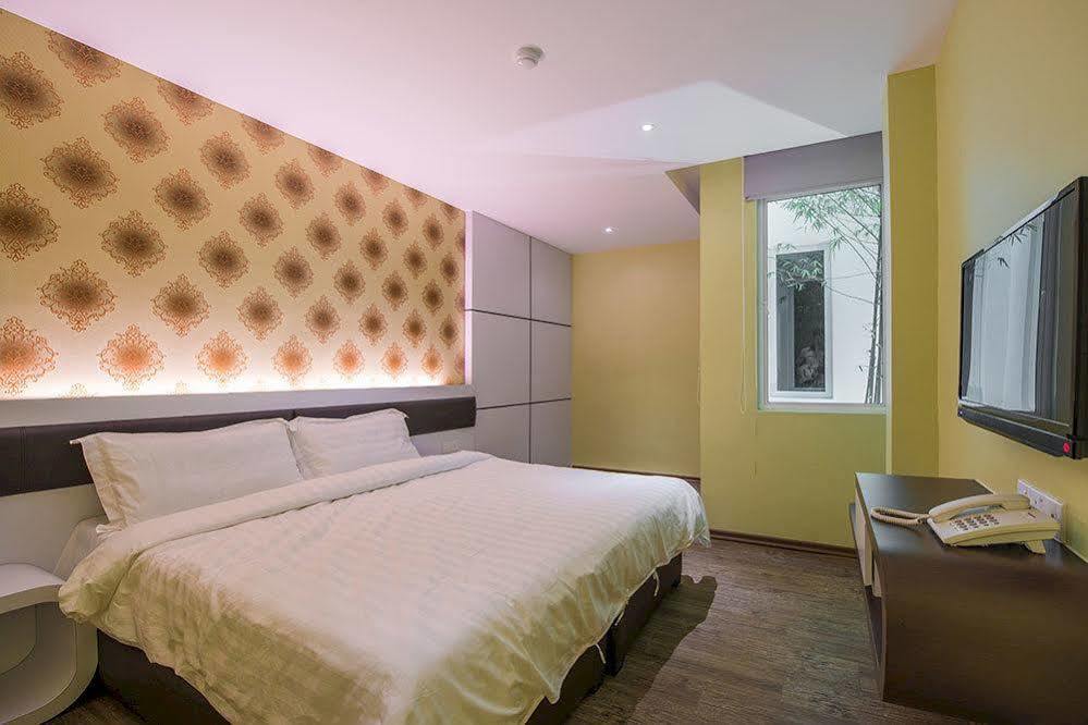 Riverfront Sentral Hotel Malacca Екстер'єр фото